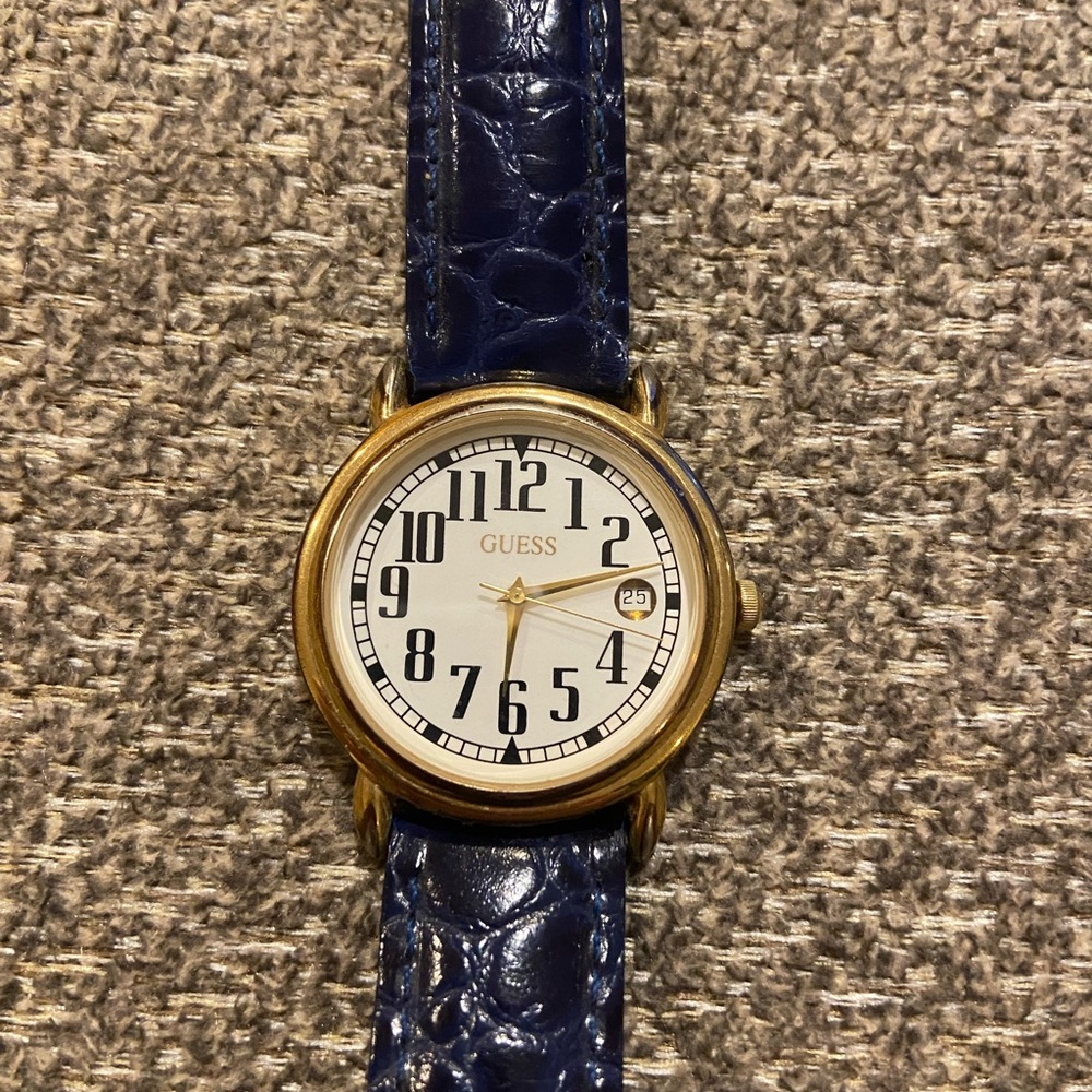 1992 Guess Woman’s watch in great condition